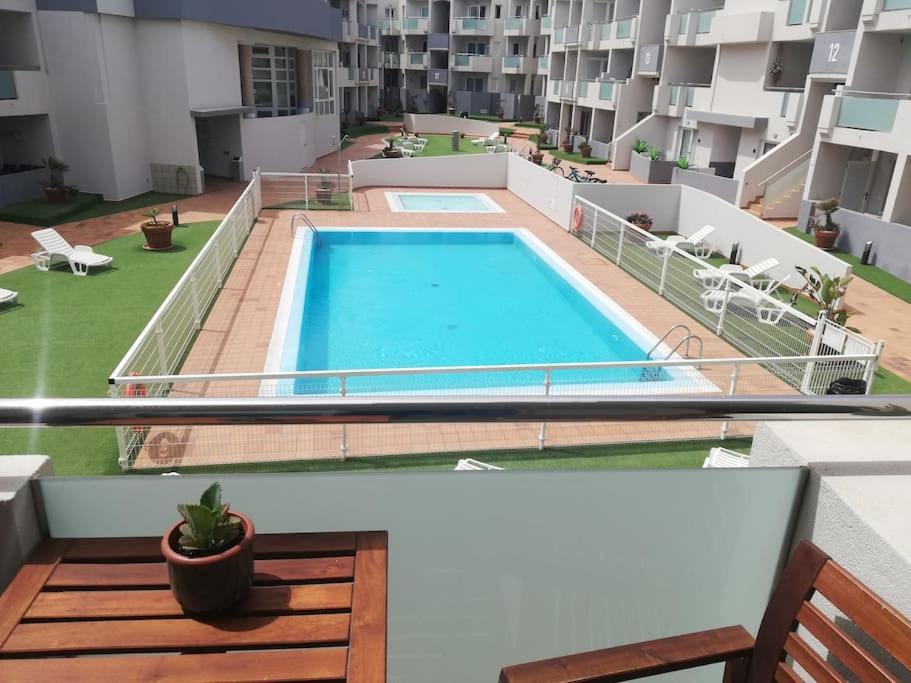 Blue Ocean Corralejo: Sunny Terrace, Pool, Wifi Apartment Bagian luar foto