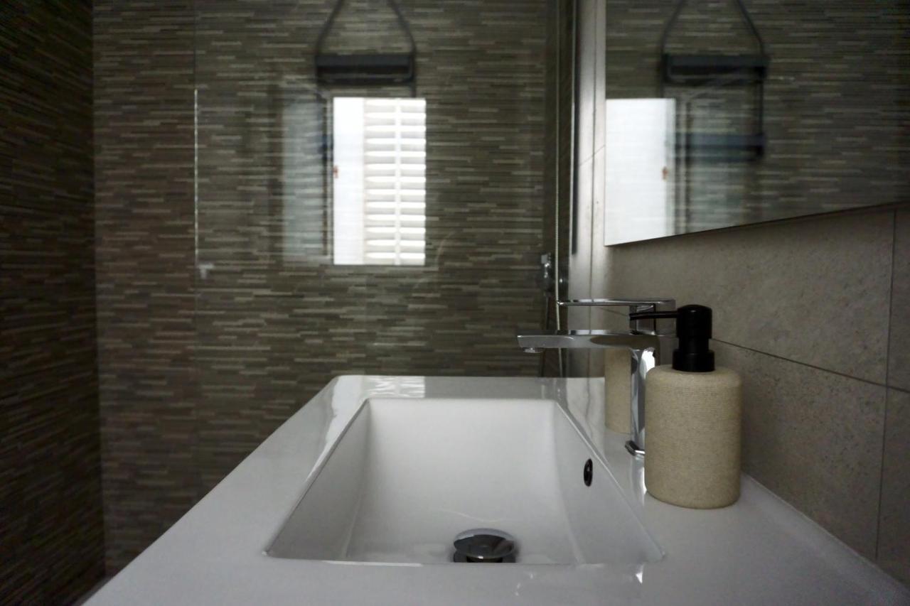 Blue Ocean Corralejo: Sunny Terrace, Pool, Wifi Apartment Bagian luar foto